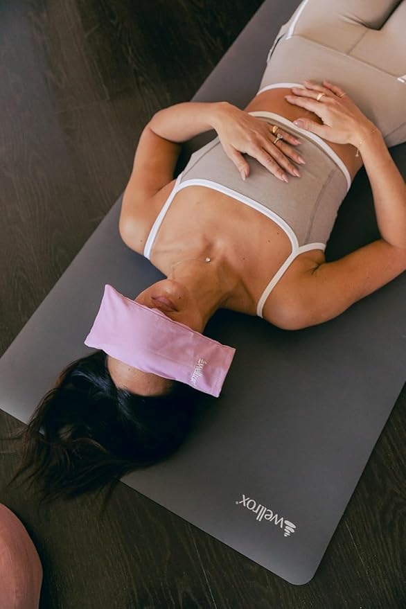 Weighted Eye Pillow - Flaxseeds & Lavender Eye Pillow Weighted for Restorative Yoga, Meditation & Stress Relief (Green, Scented)