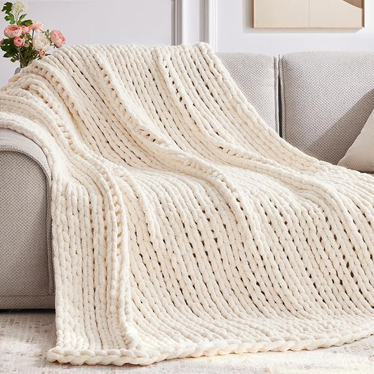 Negwoo Chunky Knit Throw Blanket, 40''*50'' Knitted Throw Chenille Yarn for Bed Couch, Handmade Cream Crochet Big Thick Blanket, Machine Washable Cute Comfy Blanket for Home Decor