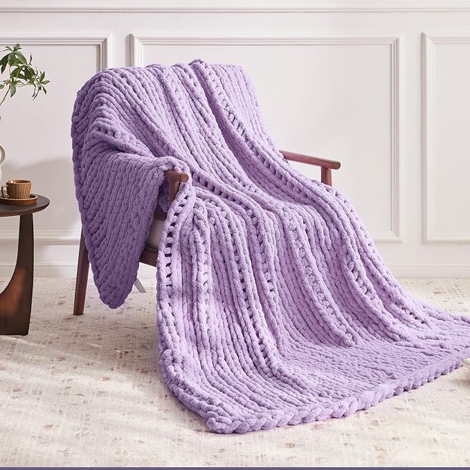 Negwoo Chunky Knit Throw Blanket, 40''*50'' Knitted Throw Chenille Yarn for Bed Couch, Handmade Light Purple Crochet Big Thick Blanket, Machine Washable Cute Comfy Blanket for Home Decor