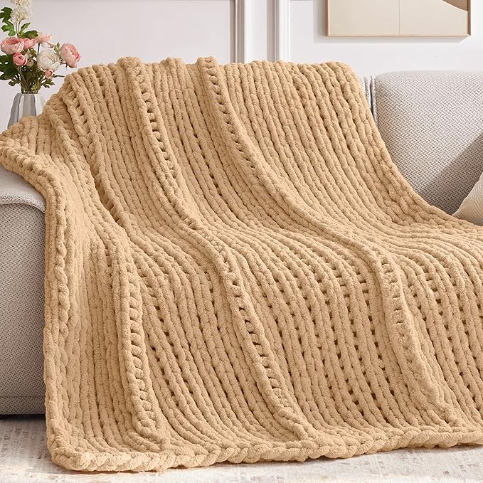 Negwoo Chunky Knit Throw Blanket, 80''*90'' Knitted Throw Chenille Yarn for Bed Couch, Handmade Beige Crochet Big Thick Blanket, Machine Washable Cute Comfy Blanket for Home Decor