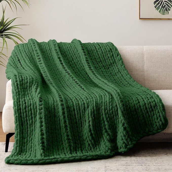 Negwoo Chunky Knit Throw Blanket, 80''*90'' Knitted Throw Chenille Yarn for Bed Couch, Handmade Grass Green Crochet Big Thick Blanket, Machine Washable Cute Comfy Blanket for Home Decor