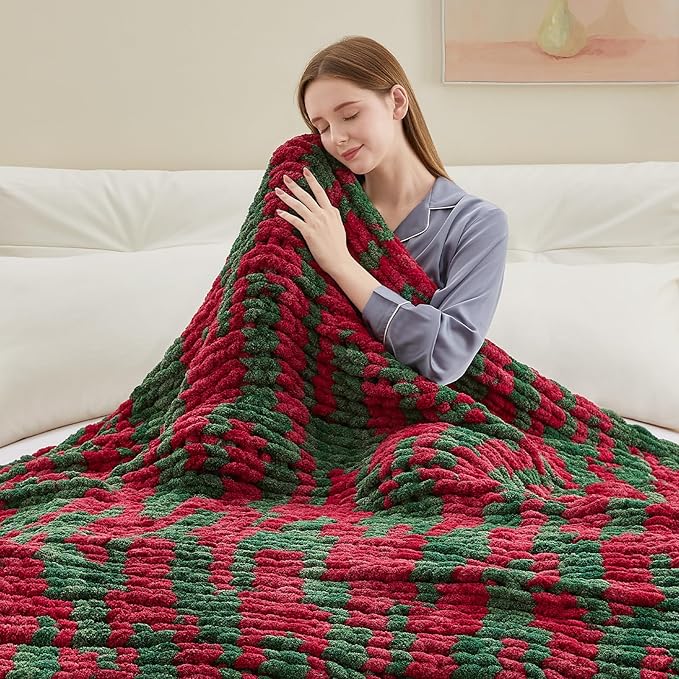 Negwoo Chunky Knit Throw Blanket, 80''*90'' Knitted Throw Chenille Yarn for Bed Couch, Handmade Stripe Crochet Big Thick Blanket, Machine Washable Cute Comfy Blanket for Home Decor
