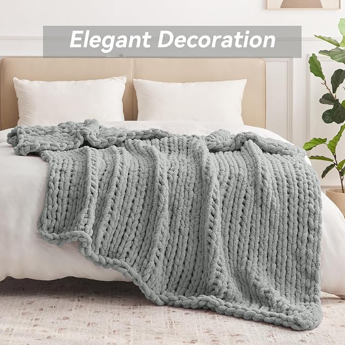 Negwoo Chunky Knit Throw Blanket, 50''*60'' Knitted Throw Chenille Yarn for Bed Couch, Handmade Light Grey Crochet Big Thick Blanket, Machine Washable Cute Comfy Blanket for Home Decor