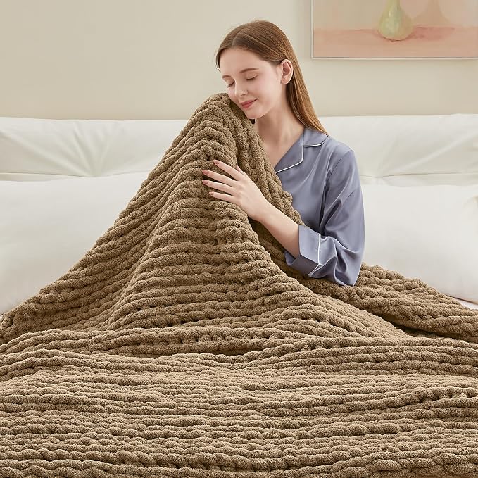 Negwoo Chunky Knit Throw Blanket, 50''*60'' Knitted Throw Chenille Yarn for Bed Couch, Handmade Light Brown Crochet Big Thick Blanket, Machine Washable Cute Comfy Blanket for Home Decor