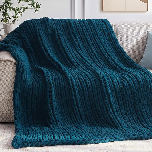 Negwoo Chunky Knit Throw Blanket, 50''*60'' Knitted Throw Chenille Yarn for Bed Couch, Handmade Peacock Blue Crochet Big Thick Blanket, Machine Washable Cute Comfy Blanket for Home Decor