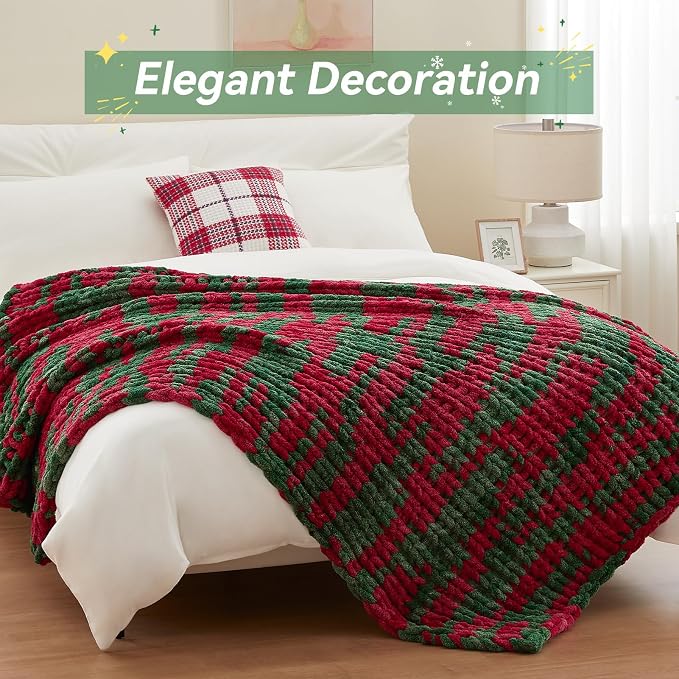 Negwoo Chunky Knit Throw Blanket, 40''*50'' Knitted Throw Chenille Yarn for Bed Couch, Handmade Stripe Crochet Big Thick Blanket, Machine Washable Cute Comfy Blanket for Home Decor